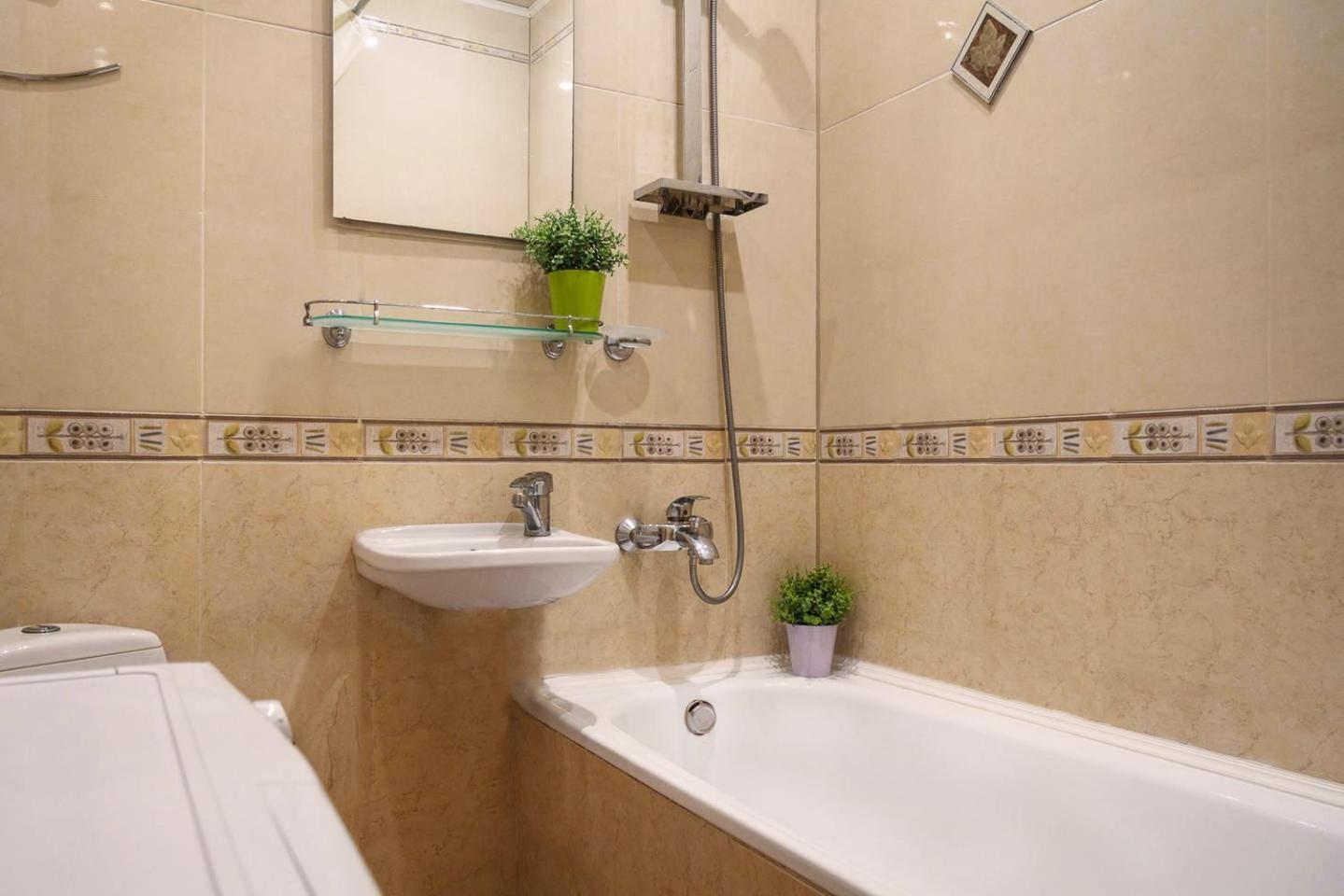 Luxury 3 Rooms Apartments In Center By Green House Полтава Екстериор снимка