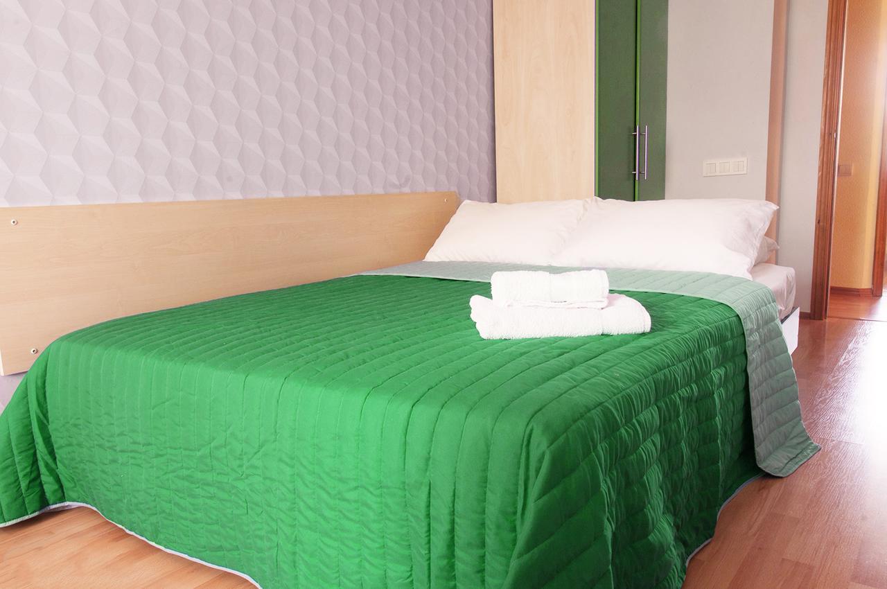 Luxury 3 Rooms Apartments In Center By Green House Полтава Екстериор снимка